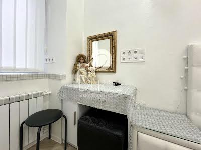 квартира по адресу Малая Житомирская ул., 5