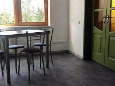 квартира за адресою Приозерна вул., 2