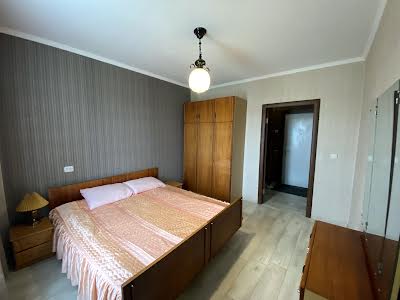 квартира по адресу Кулика і Гудачека ул. (Макарова), 6
