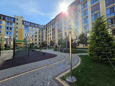 квартира за адресою Дача Ковалевського вул., 121