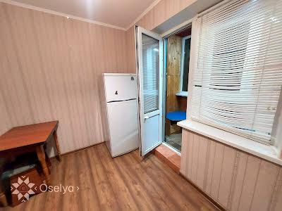 квартира за адресою Райдужна вул., 41