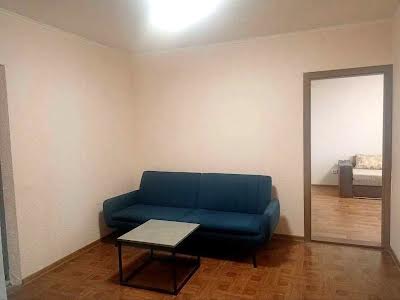 квартира по адресу Ревуцкого ул., 54