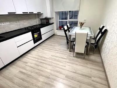 квартира за адресою Набережна Перемоги вул., 44