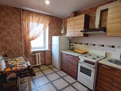 квартира по адресу вул. Центральная , 17