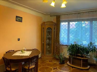 будинок за адресою Брюховицька вул.