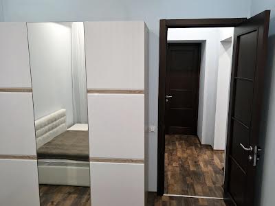квартира за адресою Дмитра Яворницького просп. (Карла Маркса), 79