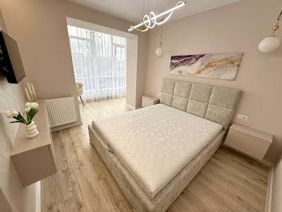 квартира за адресою Миру вул., 100