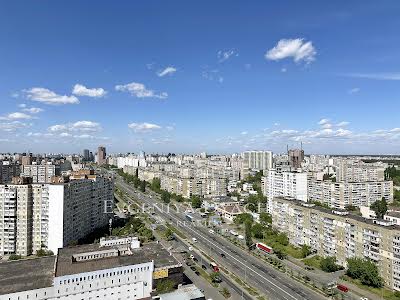 квартира за адресою Ревуцького вул., 40-Б