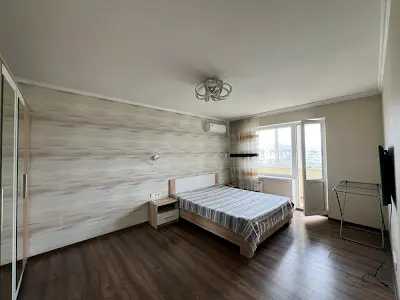 квартира за адресою Миколи Бажана просп., 5