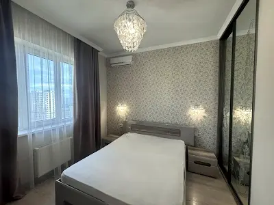 квартира за адресою Андрія Верхогляда вул. (Михайла Драгомирова), 2-А