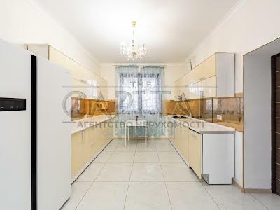 будинок за адресою Кленова вул., 8