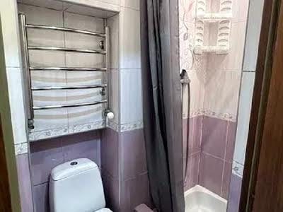 квартира за адресою Митна, 10