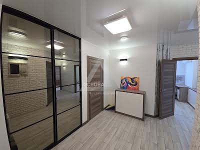 квартира за адресою Сергія Зорського вул. (Гагаріна), 3