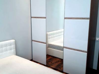 квартира за адресою Дмитра Яворницького просп. (Карла Маркса), 79