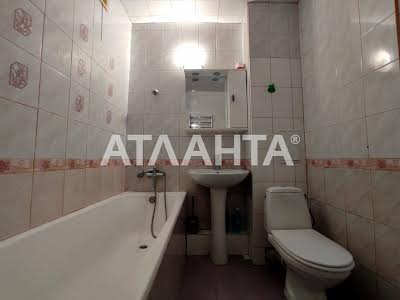 квартира за адресою Генерала Петрова вул., 33