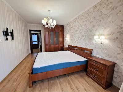 квартира за адресою Боголюбова вул., 16