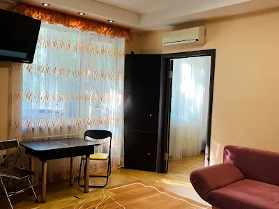 квартира за адресою Волинська вул., 8