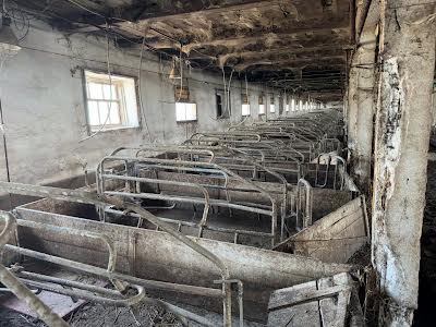 комерційна за адресою Героїв України вул., 150