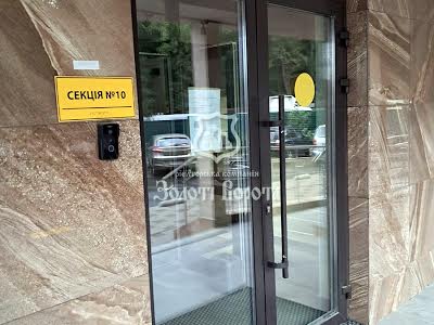 квартира за адресою Академіка Заболотного вул., 15г