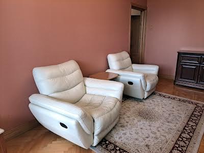 квартира за адресою Свободи просп., 3-Б