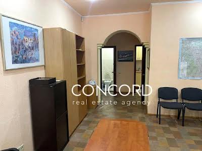 комерційна за адресою Митрофана Довнар-Запольського вул., 4