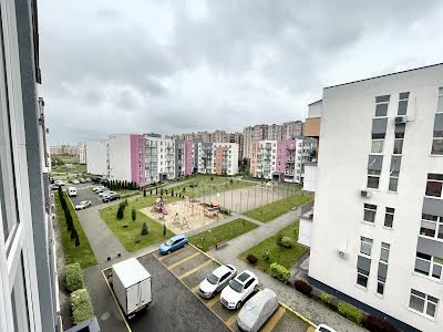 квартира за адресою Соборна вул., 103/13