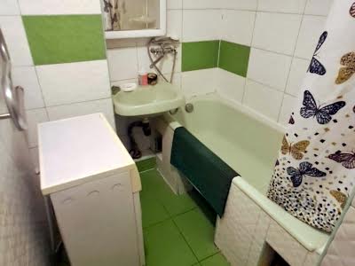квартира за адресою Подільська вул., 12