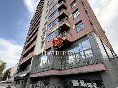 комерційна за адресою Загорівська вул. (Багговутівська), 1в