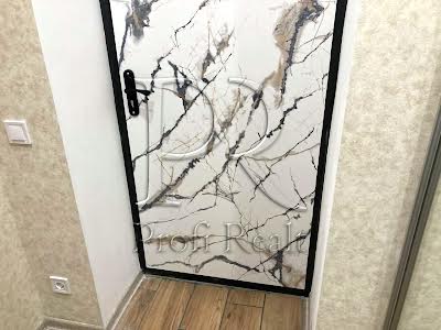 квартира за адресою Теплична вул., 58