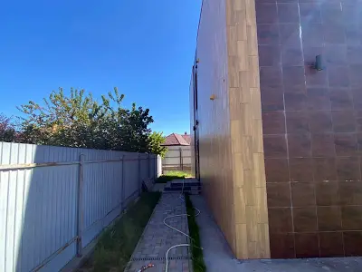 будинок за адресою Янтарна вул., 38Б