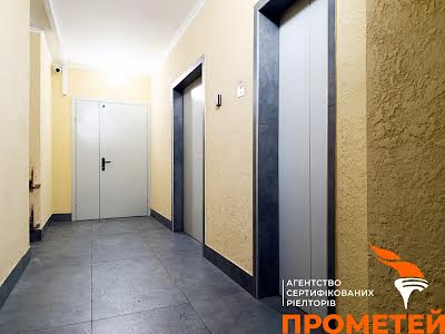 квартира за адресою Бережанська вул., 10