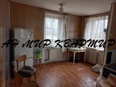 будинок за адресою Героїв Крут вул., 23