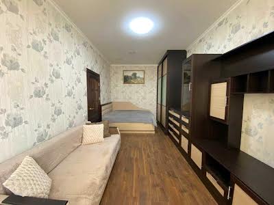 квартира за адресою Асташкіна вул. (Крива), 29