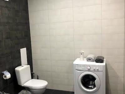 квартира за адресою Пулюя І., 40