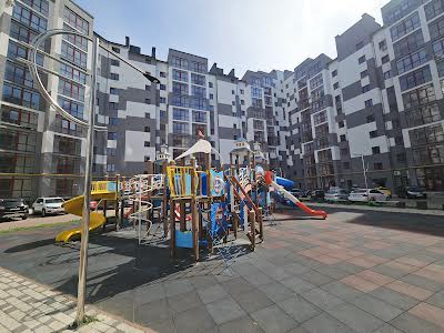 квартира по адресу Василия Симоненко ул., 12