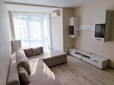 квартира за адресою Драгоманова вул., 2-А