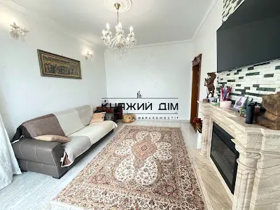 квартира за адресою Зарічна вул., 1-Б