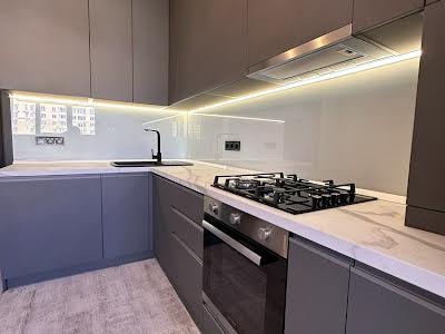 квартира за адресою Боголюбова вул., 31