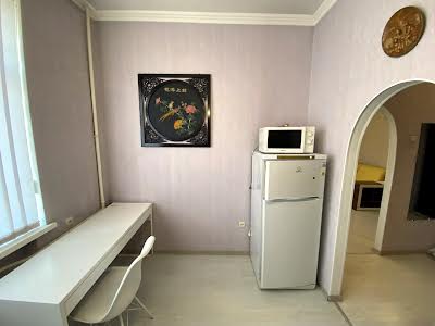 квартира за адресою Київ, Михайла Бойчука вул. (Кіквідзе), 4