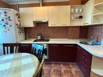 квартира за адресою Озерна вул., 22
