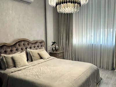 квартира за адресою Отакара Яроша пров., 16
