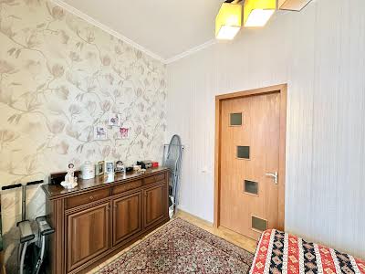 квартира за адресою Розваги вул., 27