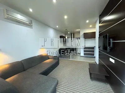 квартира за адресою Регенераторна вул., 4