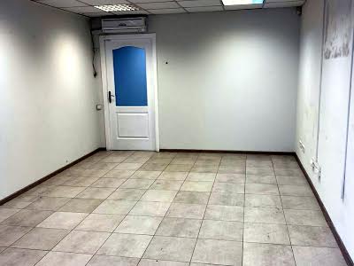 комерційна за адресою Воскресенська вул. (Леніна), 28
