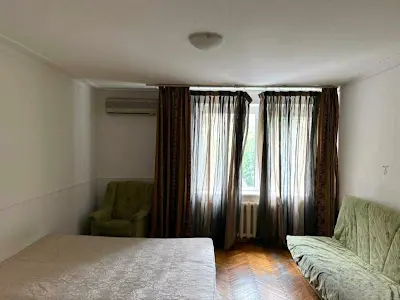 квартира за адресою Антоновича вул. (Горького), 88