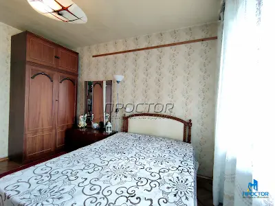 квартира за адресою Рональда Рейгана вул., 8-А