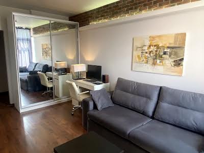 квартира за адресою Регенераторна вул., 4 к2-9