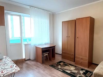 квартира по адресу Героев Днепра ул., 73