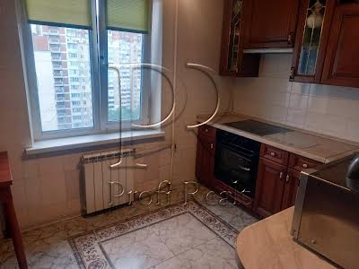 квартира по адресу Ревуцкого ул., 18