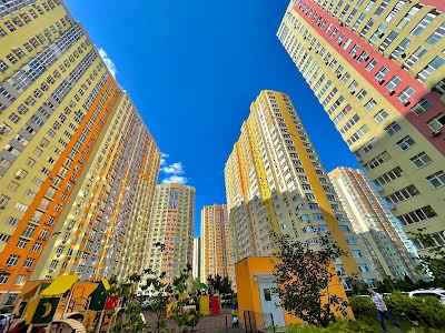 квартира за адресою Сім'ї Кульженків вул. (Петра Дегтяренка), 31-А